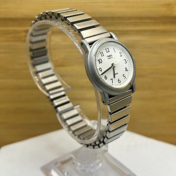 Timex Womens Watch 25mm Silver Tone Case and Expansion Band Bin X - Picture 3 of 4